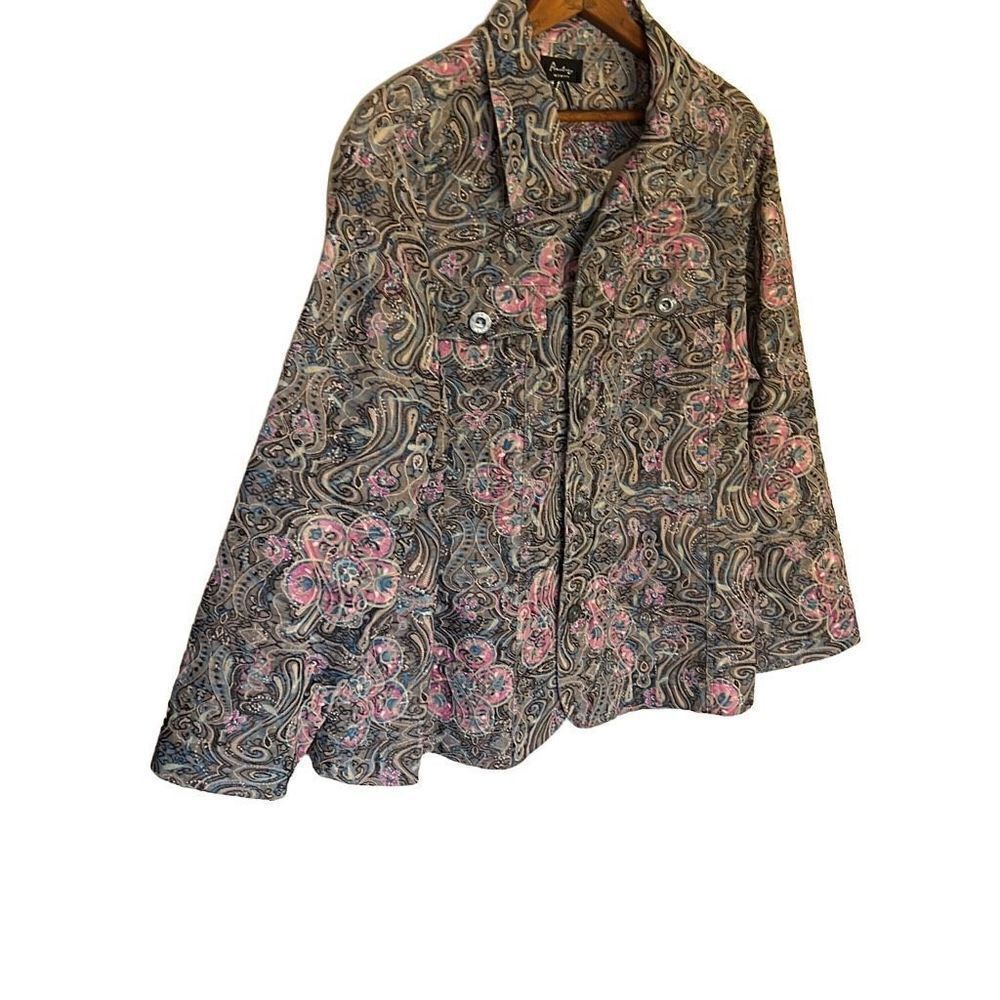 Analogy Woman Embroidered Lightweight Jacket - Picture 3 of 9